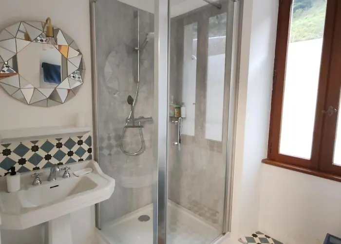 Maison 13 Pers A 10mn De Luchon *