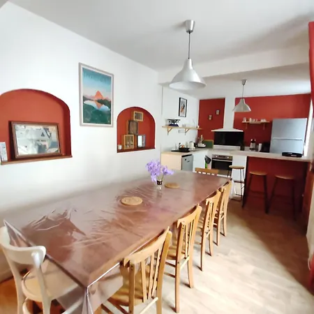 Maison 13 Pers A 10mn De Luchon