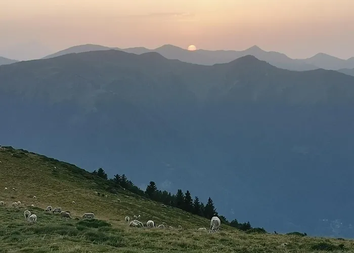 Maison 13 Pers A 10mn De Luchon Vakantiehuis *